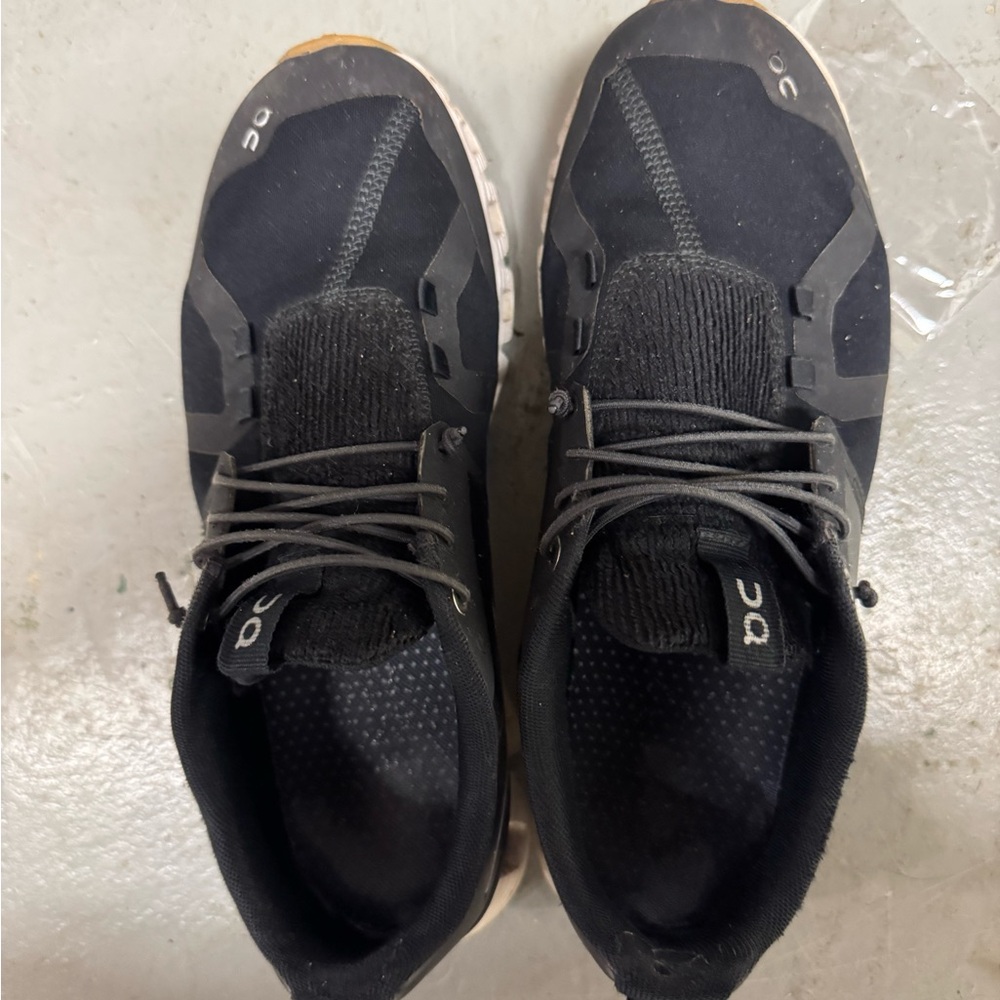 On Running Women’s Black Athletic Shoes